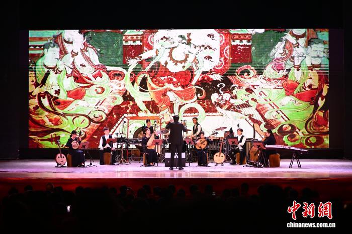 香港天籁敦煌乐团《陇港·和鸣》音乐会在甘肃天水举行