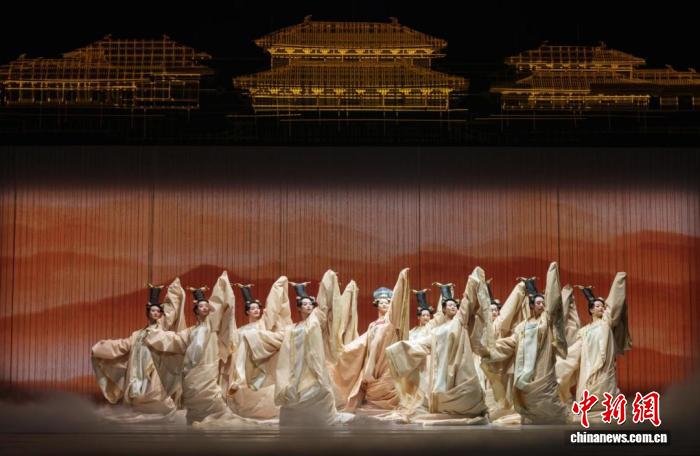 舞剧《杜甫》江西南昌上演 以舞绘诗尽现盛唐风华