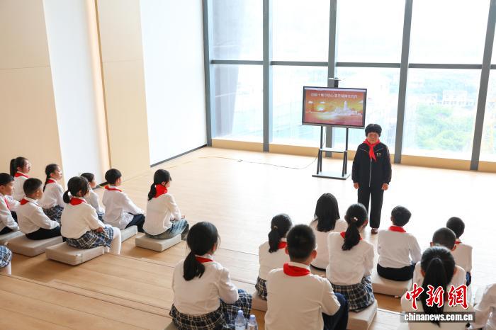岛校接力生生不息 浙江大陈岛垦荒精神浸润少年心田