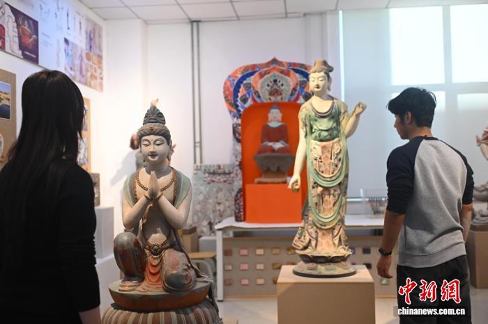 甘肃高校“Z世代”锤炼匠心 零基础入门深耕文物修复