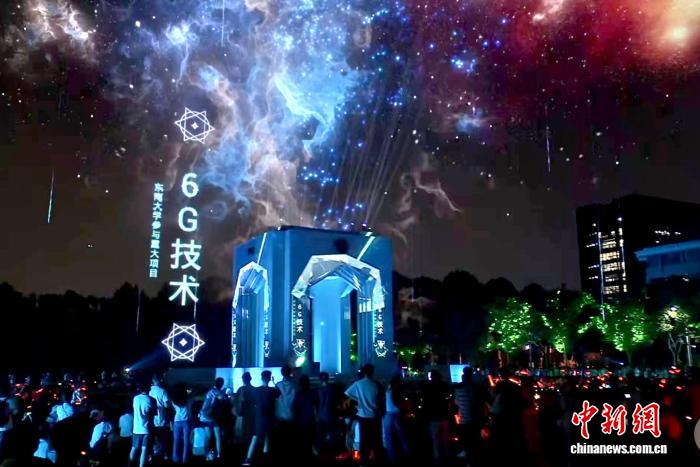 毕业季浪漫仪式：东南大学连续六