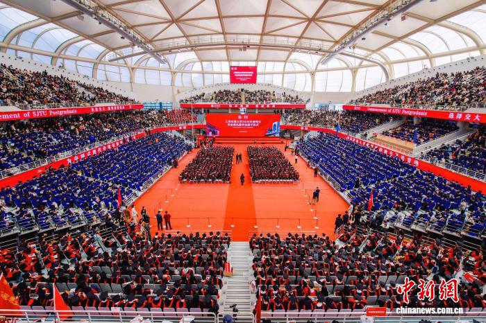 3500余名学子启新程  上海交大2026届研究生毕业典礼举