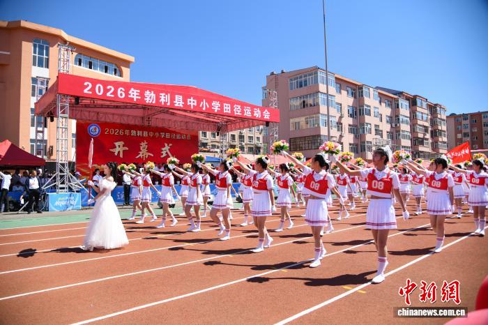 这座东北县城的运动会缘何火了近