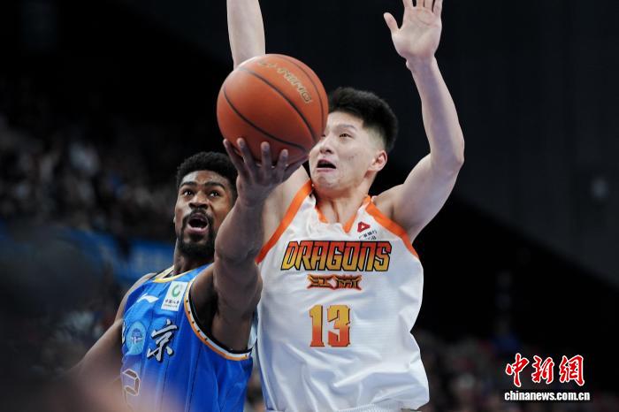 CBA常规赛14轮：北京队主场89:85力克江苏队