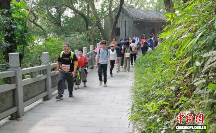 2026全国新年登高健身大会（广东）主会场活动在佛山启幕