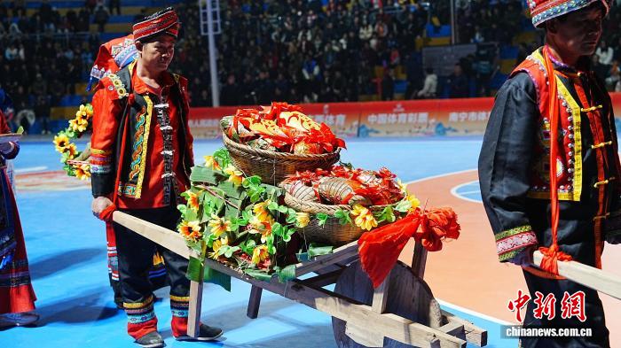 运动拜年 广西万村篮球赛启幕