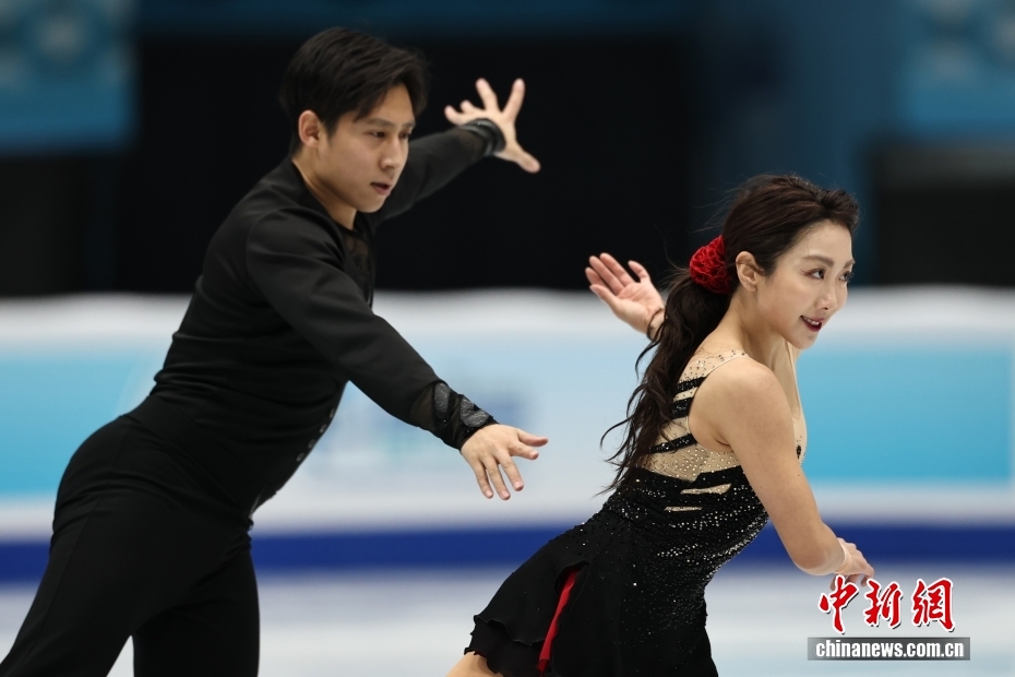 隋文静韩聪带伤拼下银牌：我们对米兰冬奥充满信心