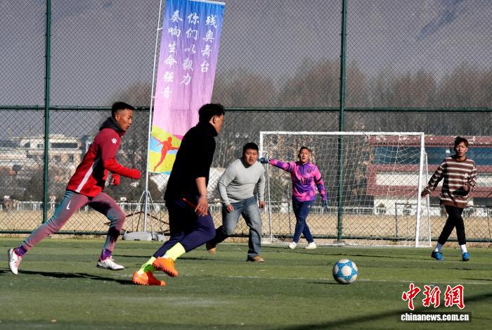 西藏自治区首届听障群体五人制足球友谊赛在拉萨开赛