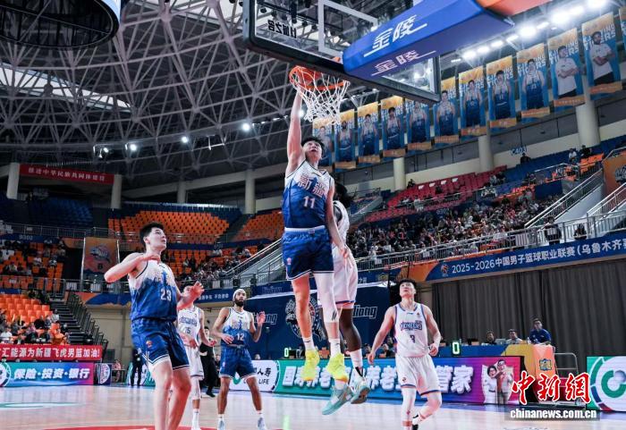 CBA：新疆男篮加时赛险胜天津 终结四连败