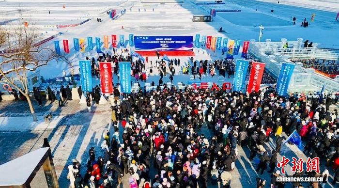 黑龙江省“百万青少年上冰雪”活动在哈尔滨启幕