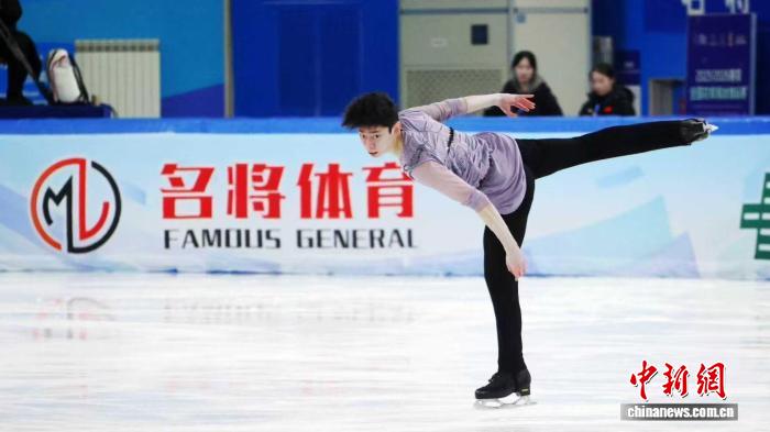 全国花样滑冰锦标赛开赛 130名顶尖选手齐聚冰城