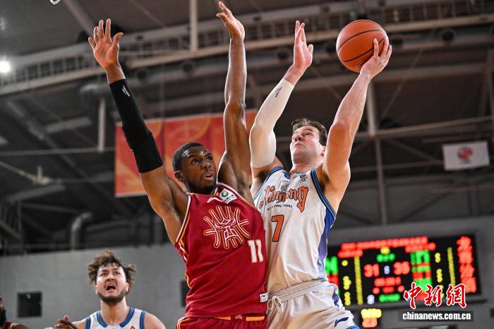 CBA常规赛：山西主场93比8