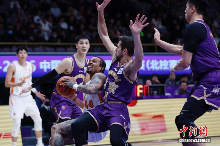 CBA常规赛14轮：北控三分绝杀福建 沈梓捷再遭伤退