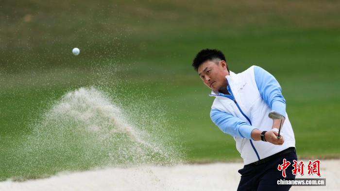 国内知名职业高尔夫球员汇聚广州“比武”