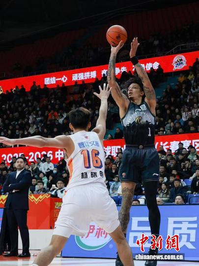 CBA常规赛：吉林男篮末节逆转 主场险胜福建