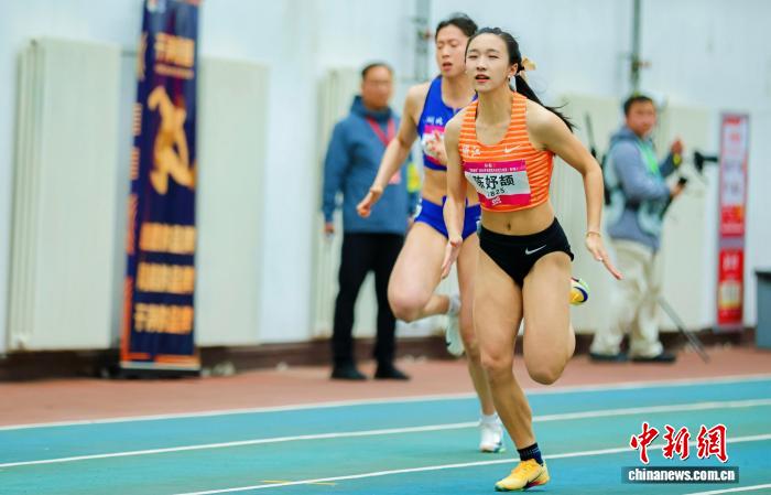 全国室内田径大奖赛启幕 “小孩姐”陈妤颉夺冠