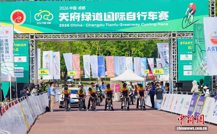 国际车队竞速成都天府绿道 赛事