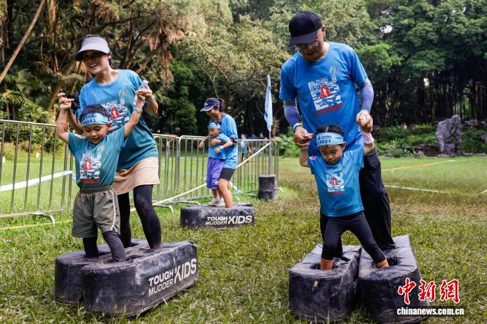 全国超3000名选手参加强悍泥