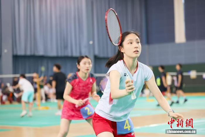 “我要上市运”2026年海淀区羽毛球挑战赛落幕