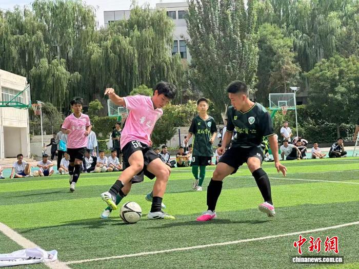 港澳青少年甘肃行：足球为桥 寻