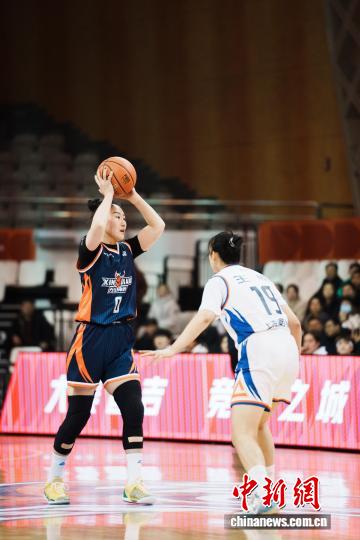 WCBA：新疆女篮收官战险胜上海 晋级季后赛