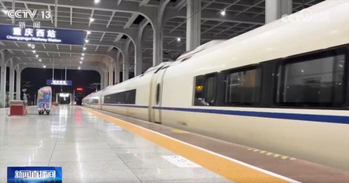 “五一”假期全国铁路日均增开约700列夜间高铁 乘坐要注意什