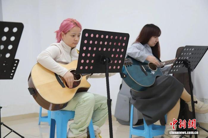 从青年夜校到社区咖啡馆 山西太原解锁消费新风尚