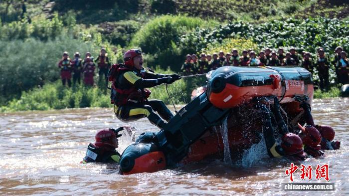 四川泸州开展水域救援专项培训提升实战水平