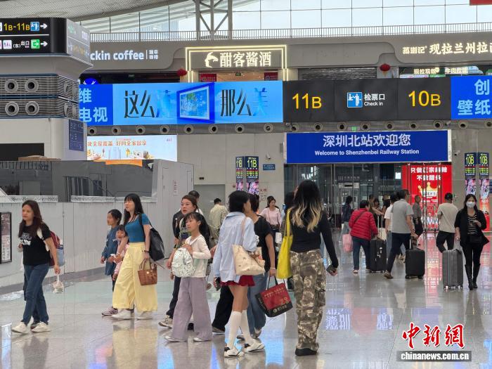 清明假期深铁料发送旅客196.8万人次 加开夜间高铁