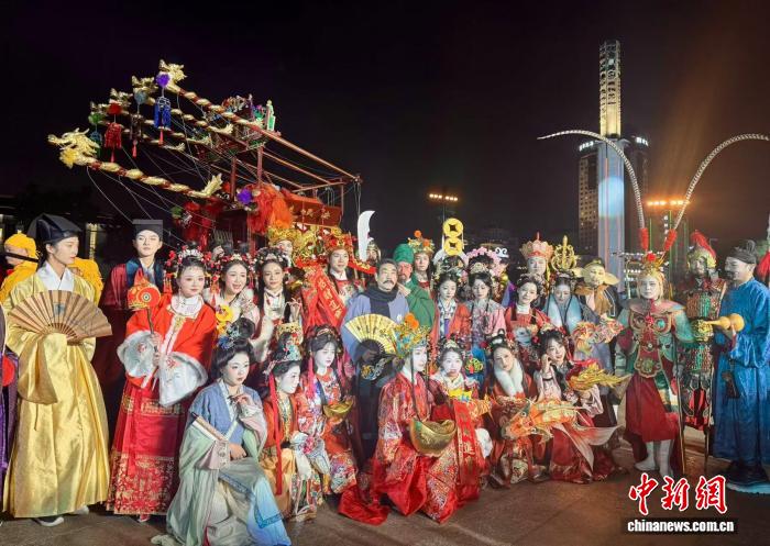 浙江千年古城迎新年：庙会引客来 消费活力旺