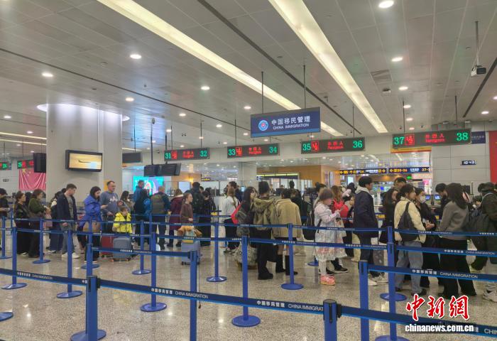 元旦假期上海口岸出境旅客将较去年同期增长17.8%