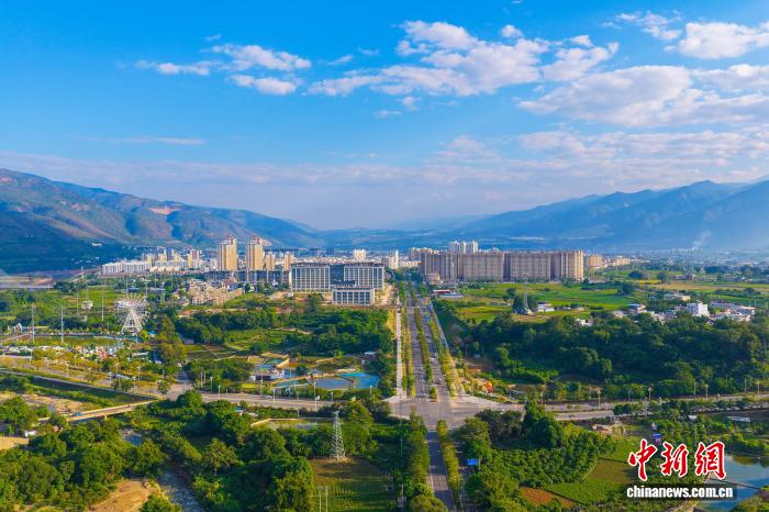 气候留人服务留心 云南侨乡元江成旅居新宠