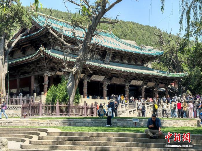 山西太原“五一”接待游客588