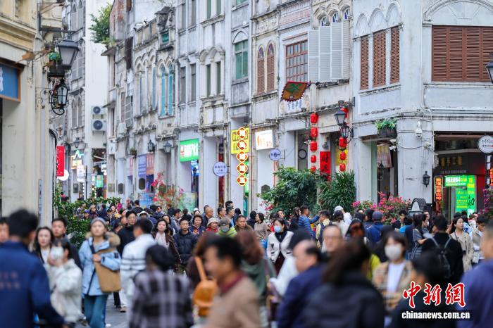 海南旅游迎“开门红” 元旦假期