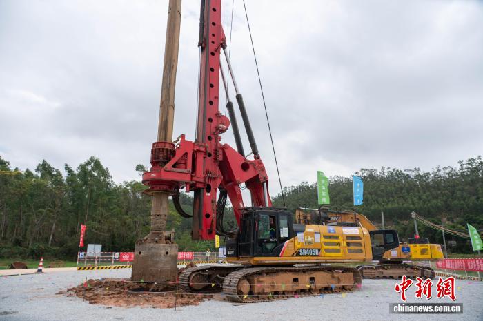 首桩开钻！南湛高速广东段先行工程开工