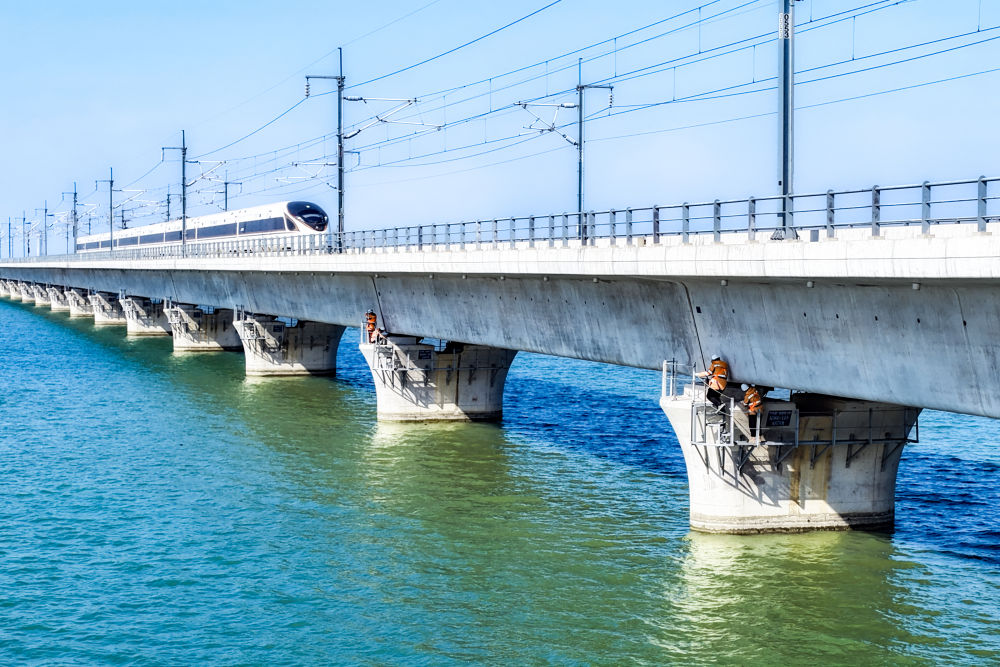 用青春守护“江浙沪第一天路”