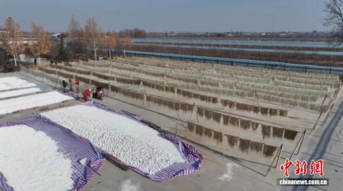 山西万荣：年关粉条产销旺 “小产业”串起乡村振兴“大链条”