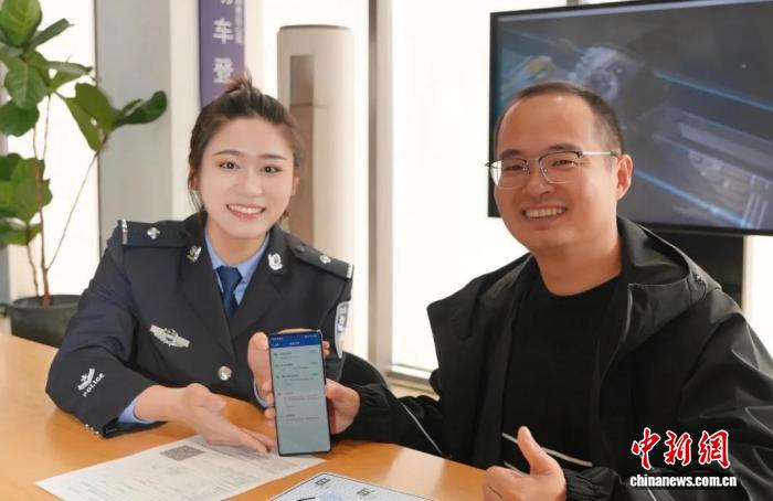 多举措优化营商环境 合肥公安2025年为企业和民众办事服务超