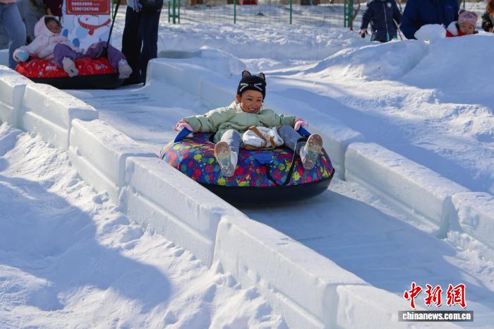 元旦假期北京市属公园接待游客112.8万人次 冰雪活动受欢迎