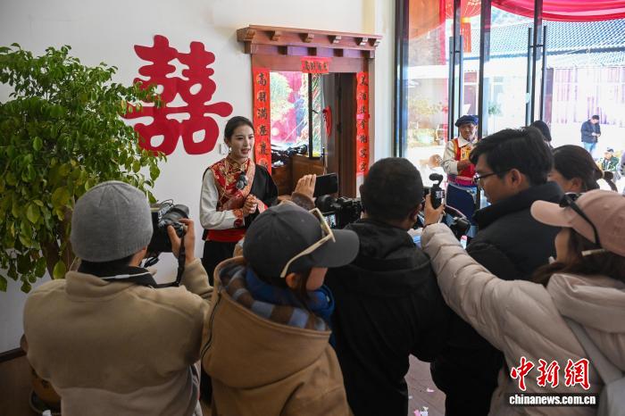 （全国两会）两会解码中国文化新