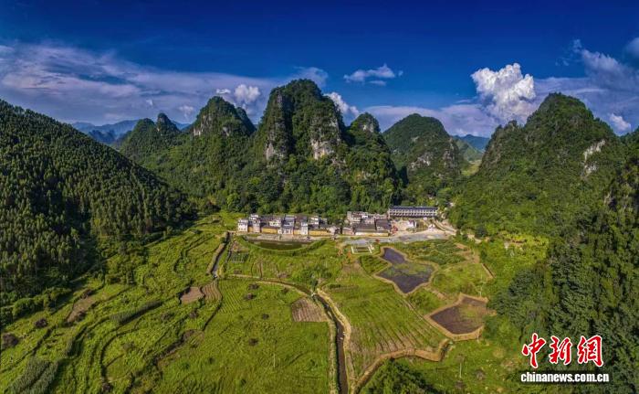 （乡村行·看振兴）广东六甲洞村：农文旅融合绘就富村图景