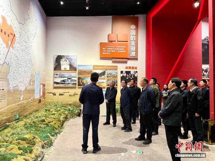 院士专家走进中国原子城 重温“