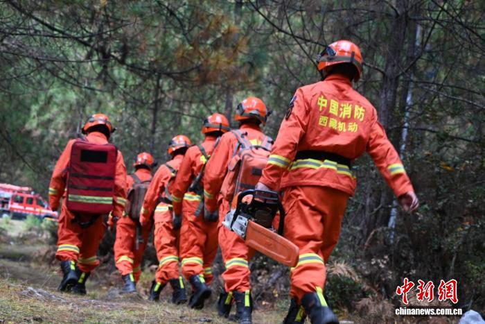 西藏林芝消防救援机动支队波密大队一中队开展防火专项行动