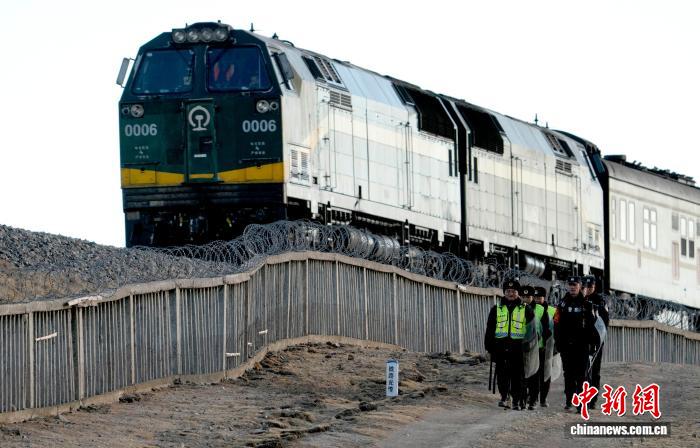 雪域天路守护者：那曲站派出所的“4513”意志