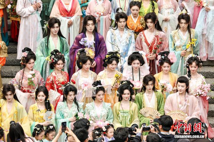 “访古游”受当代年轻人青睐