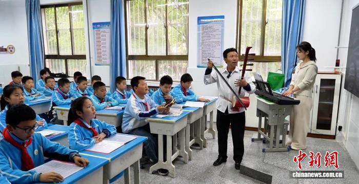 “中国皮影之乡”的千年光影遇上青春力量