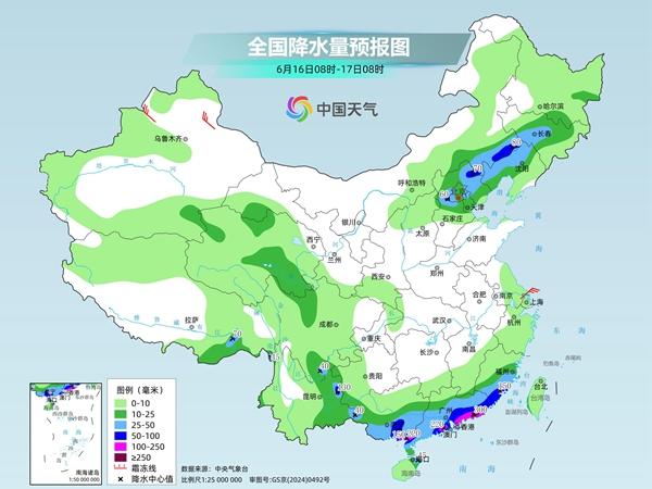 南方多地强降雨持续闷热感加剧 