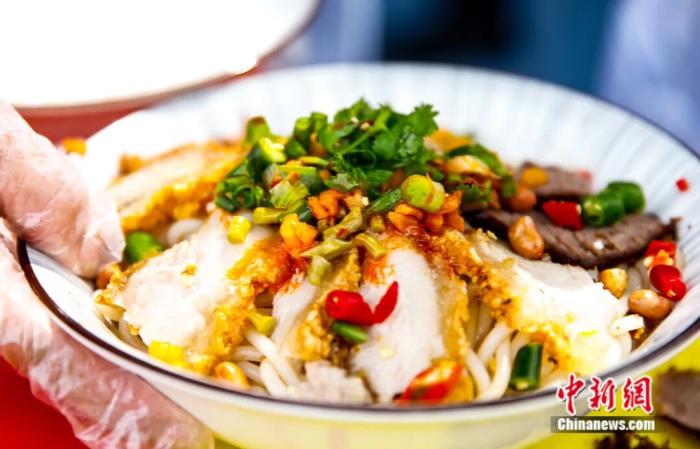 广西米粉一缕香味飘万里