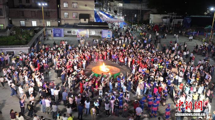 连山“三月三”壮族歌墟节：文旅融合促乡村全面振兴