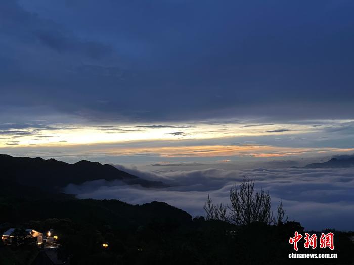 （走进中国乡村）从“空心村”到“云端打卡地”：浙江奉化溪口古